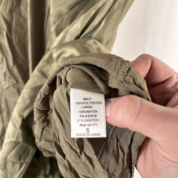 Le Lis Mini Dress Women's Small Solid Green Satin Zip Bavk Sleeveless Short - Picture 5 of 8